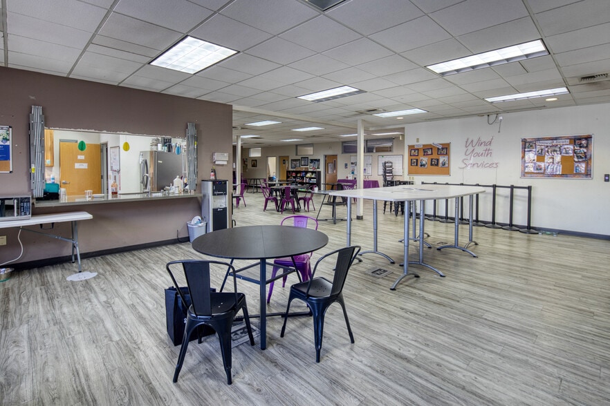 More Photos Of 815 S St, Sacramento Office For Sale