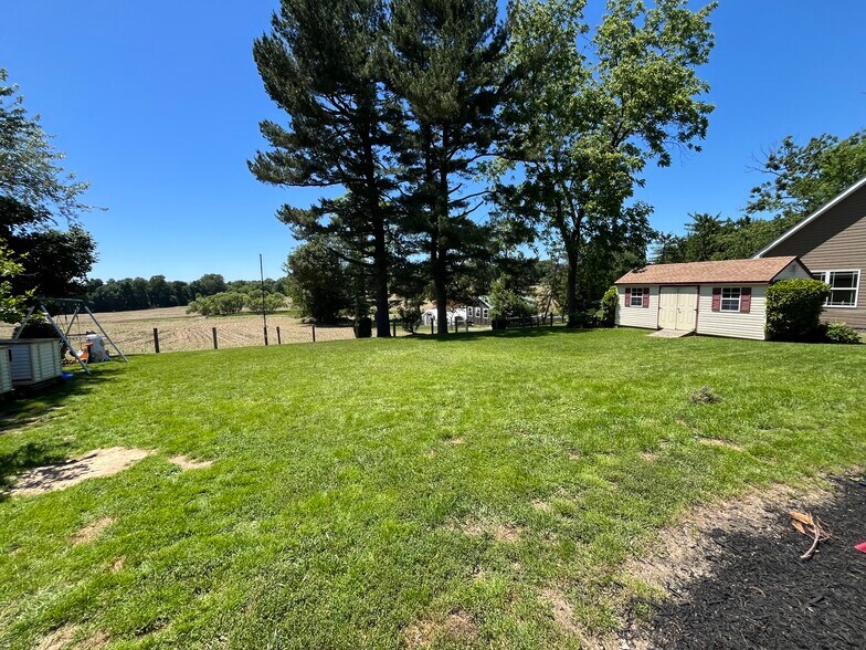 Primary Photo Of 2310 Rock Spring Rd, Forest Hill Office For Sale