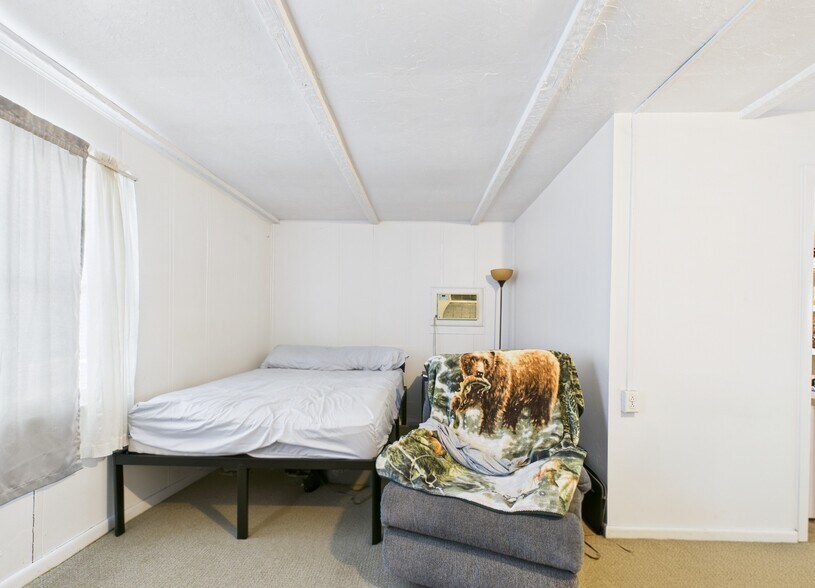 More Photos Of 6640 State Route 5 and 20, Bloomfield Manufacturing For Sale