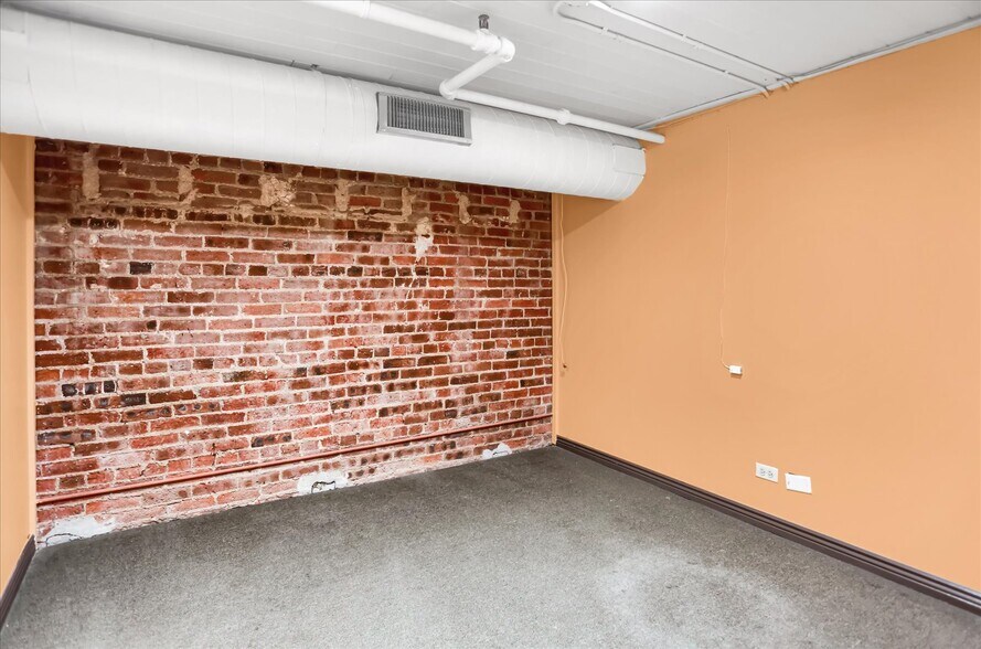 More Photos Of 1620 Market St, Denver Office For Lease
