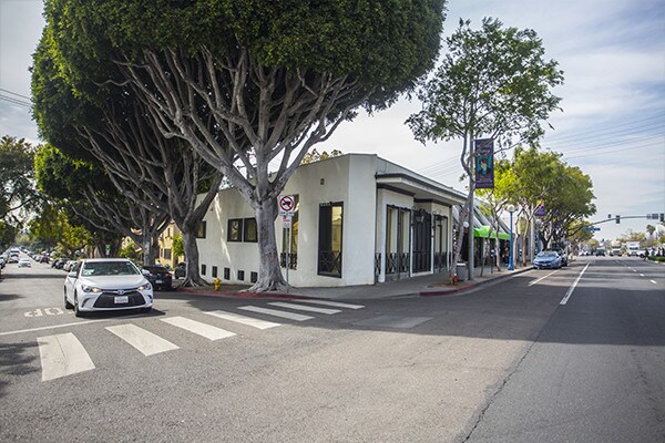 More Photos Of 8460 Santa Monica Blvd, West Hollywood Freestanding For Sale