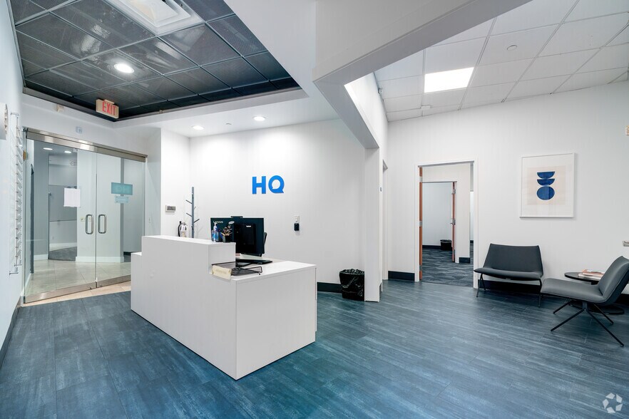 More Photos Of 1701 Park Center Dr, Orlando Coworking Space