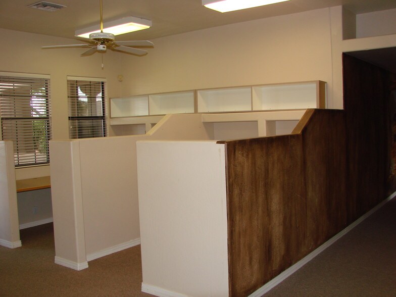 More Photos Of 16927 E Saguaro Blvd, Fountain Hills Medical For Sale