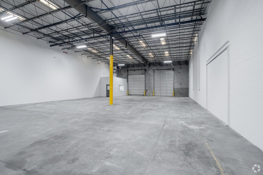 More Photos Of 963 N Burnt Hickory Rd, Douglasville Unknown For Lease
