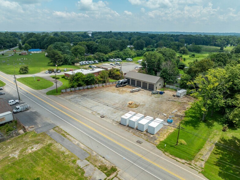More Photos Of 1417 W Main St, Yadkinville Industrial For Sale