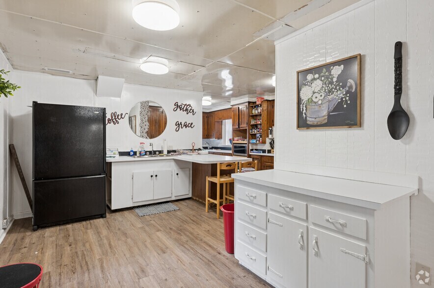 More Photos Of 43 Europe Ln, Clayton Apartments For Sale