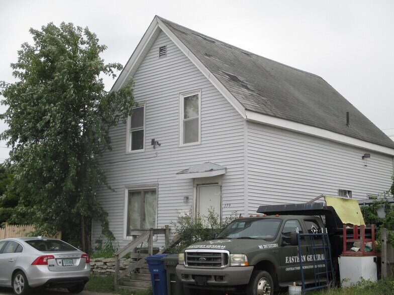 More Photos Of 179 Lincoln St, Portland Office For Sale