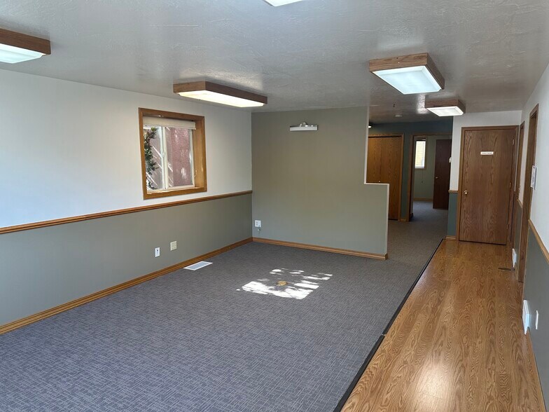 More Photos Of 325-327 E. Broadway, Missoula Office For Lease