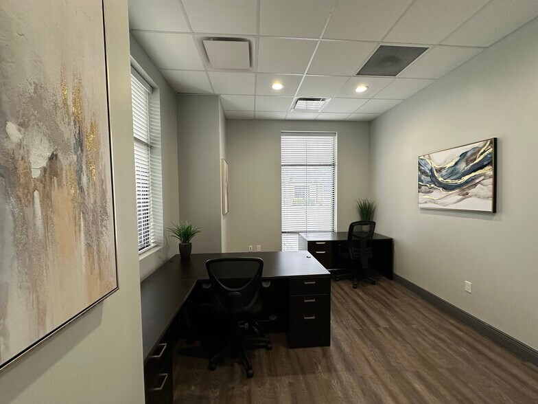 More Photos Of 952 International Pky, Lake Mary Office For Sale