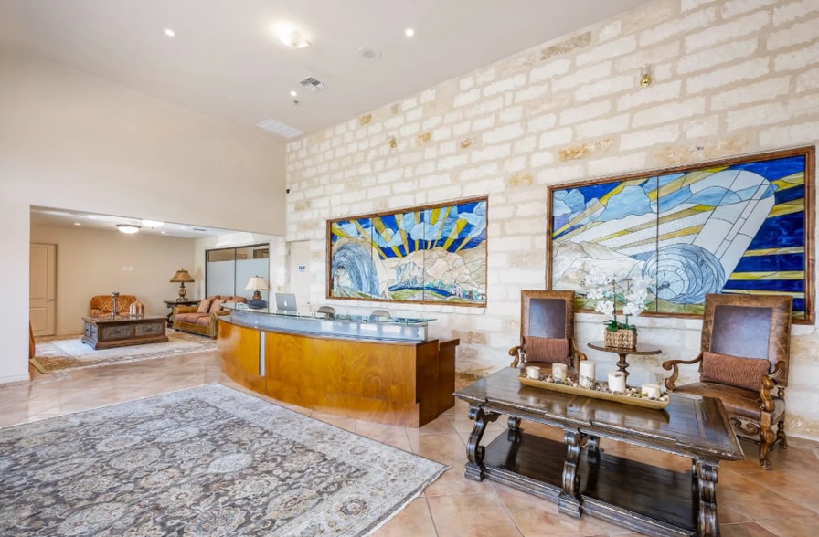 More Photos Of 5150 N Loop 1604, San Antonio Research And Development For Sale