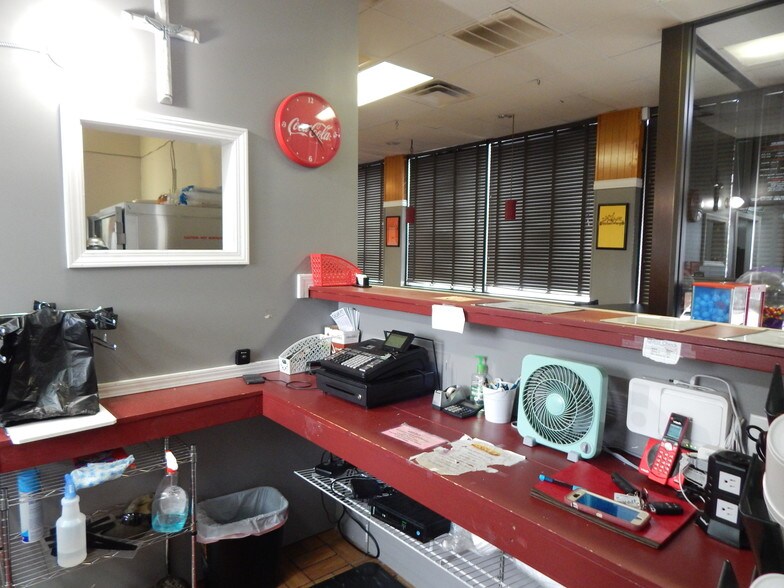 More Photos Of 180 Lumber City Hwy, Hazlehurst Restaurant For Sale