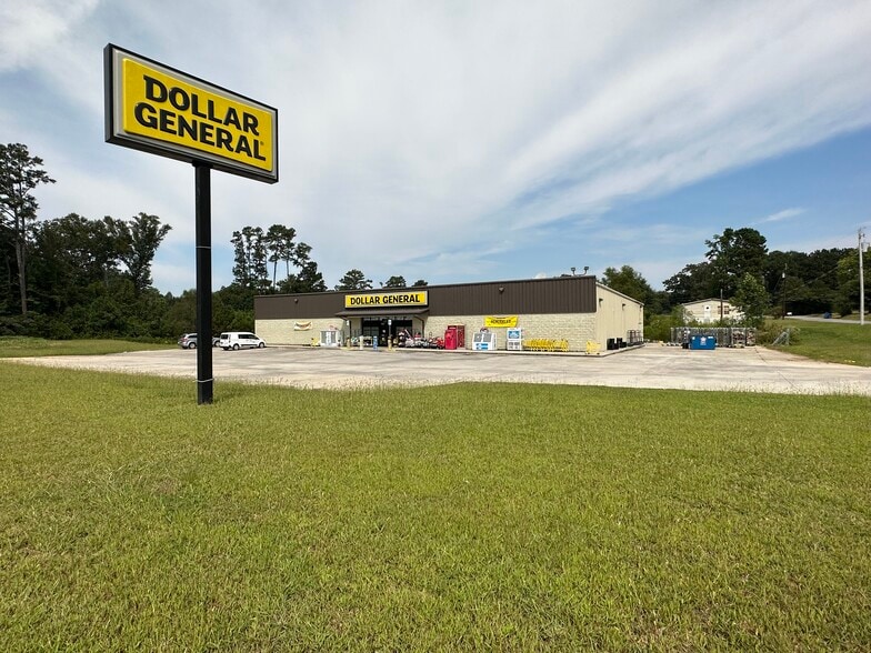 Primary Photo Of 19042 Highway 70 E, Rockwood Freestanding For Sale