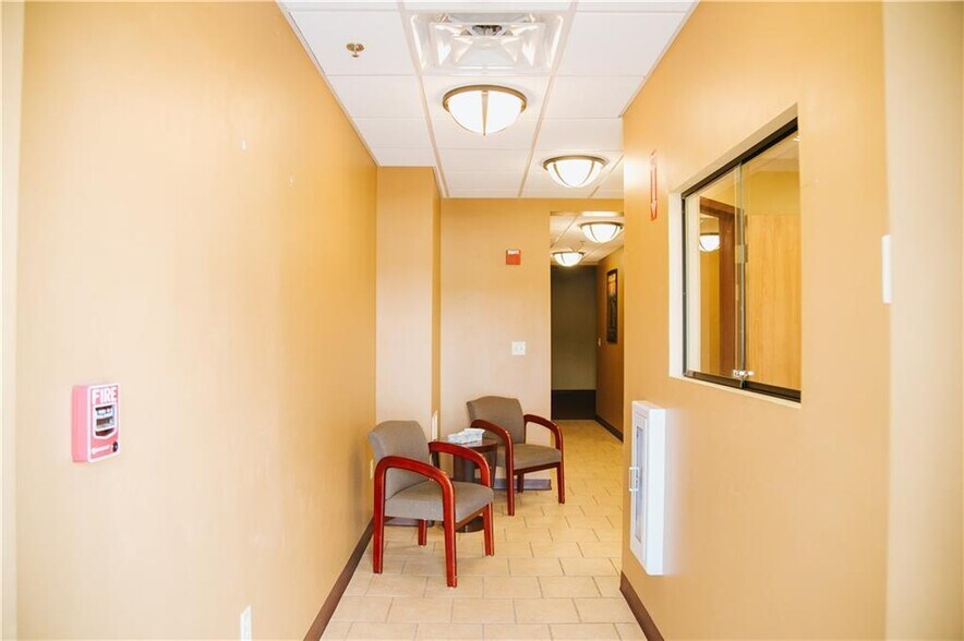 More Photos Of 81 Western Industrial Dr, Cranston Warehouse For Sale