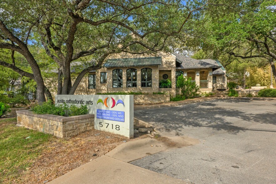Primary Photo Of 5718 Balcones Dr, Austin Medical For Sale