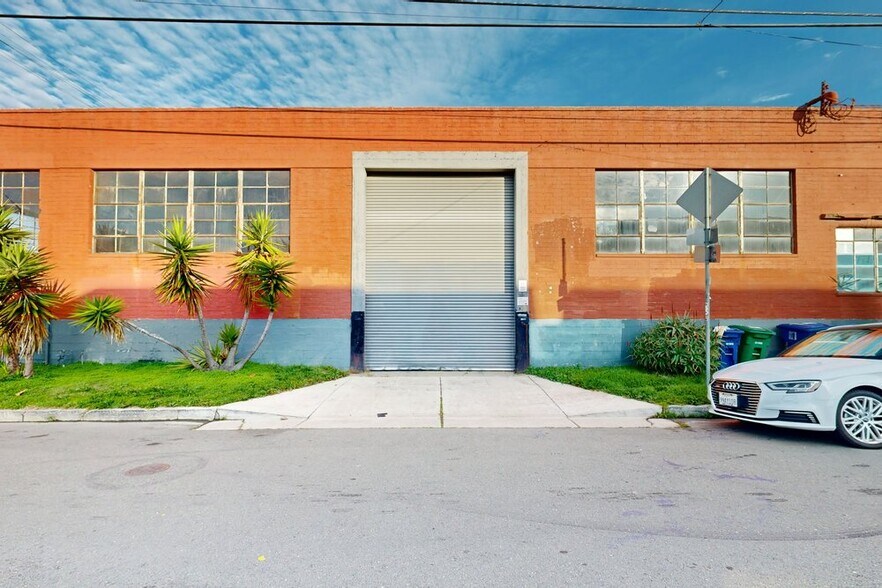 More Photos Of 1035 Murray St, Berkeley Showroom For Lease