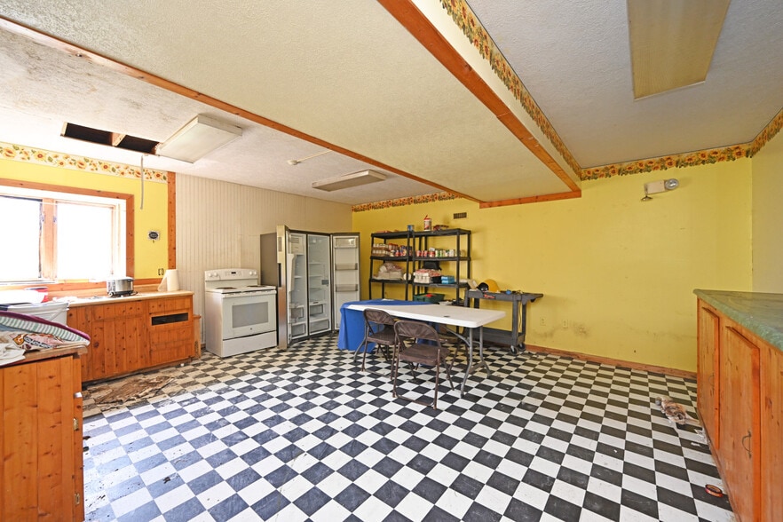 More Photos Of 5990 Michael Rd, Middletown Religious Facility For Sale