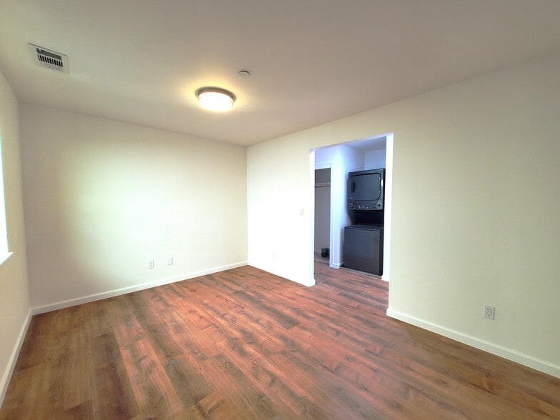 More Photos Of 40-46 37th Ave, San Mateo Storefront Retail Residential For Sale