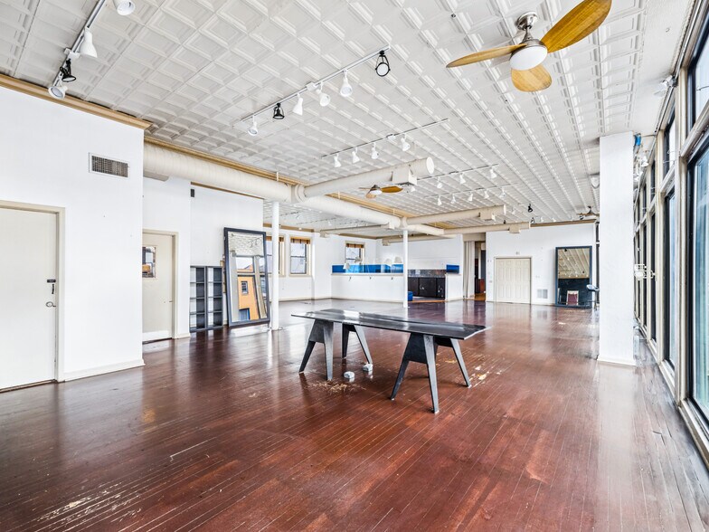 More Photos Of 4356-4360 Main St, Philadelphia Storefront Retail Residential For Lease