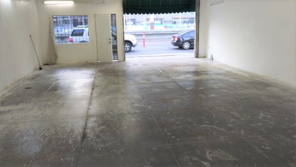 More Photos Of 1218-1224 Long Beach Blvd, Long Beach Storefront Retail Residential For Lease