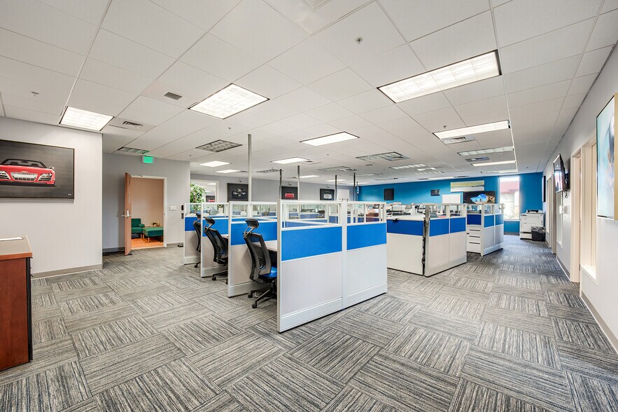 More Photos Of 24031 Tamiami Trl, Bonita Springs Office For Lease