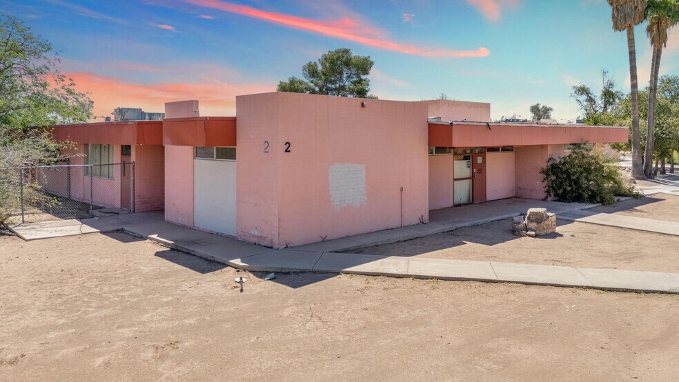 More Photos Of 2700 S 8th Ave, Tucson Specialty For Sale