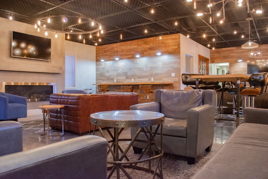 Primary Photo Of 126 E Burke St, Martinsburg Office For Sale