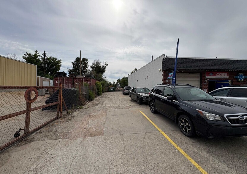 More Photos Of 5634-5636 Newland Way, Arvada Industrial For Sale