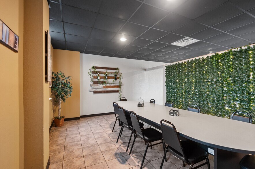 More Photos Of 102 Berry St, Hertford Restaurant For Sale