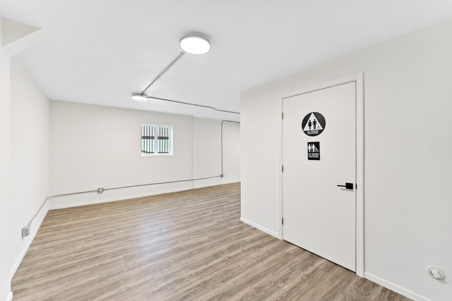 More Photos Of 1450 Cota Ave, Long Beach Industrial For Sale