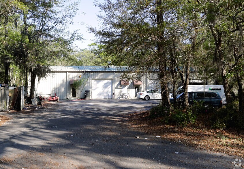 More Photos Of 140 Beach City Rd, Hilton Head Island Flex For Lease
