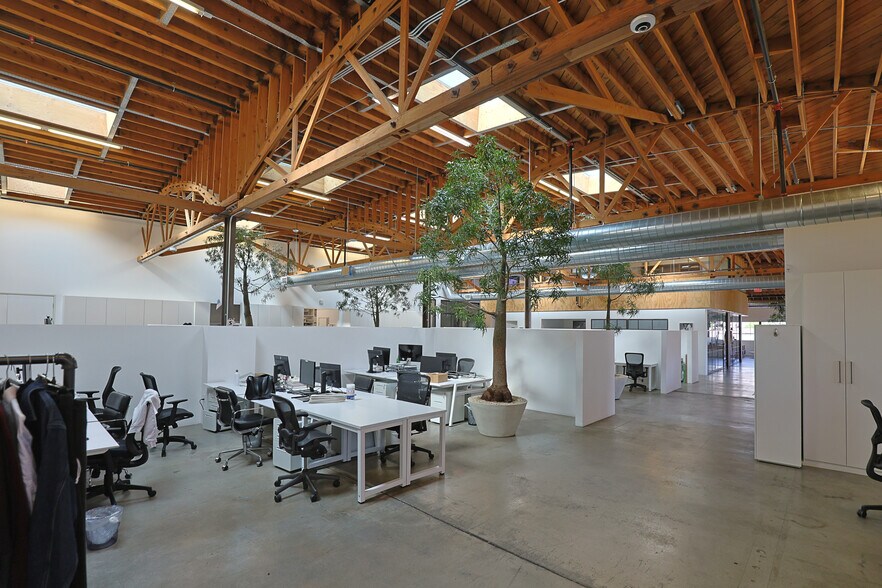 More Photos Of 3578 Hayden Ave, Culver City Loft Creative Space For Lease