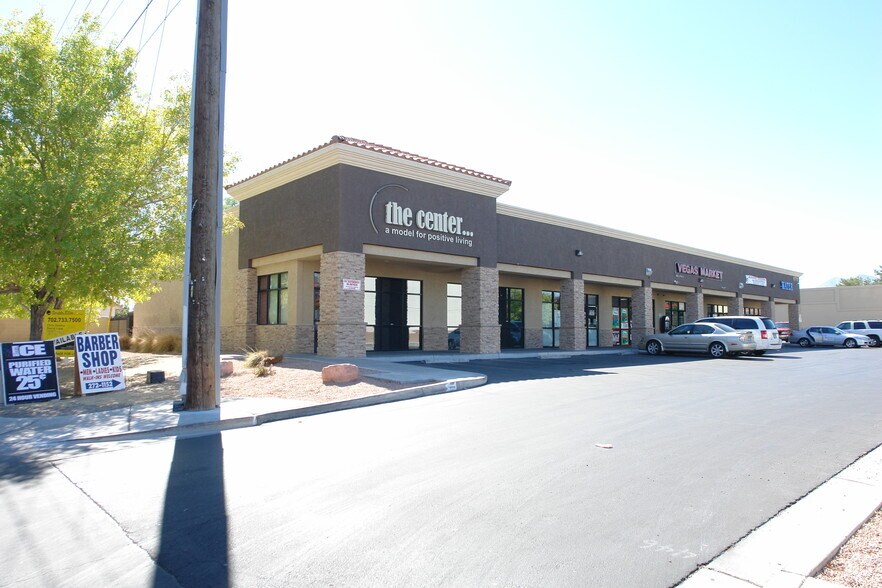 More Photos Of 6711-6731 W Alexander Rd, Las Vegas Freestanding For Lease