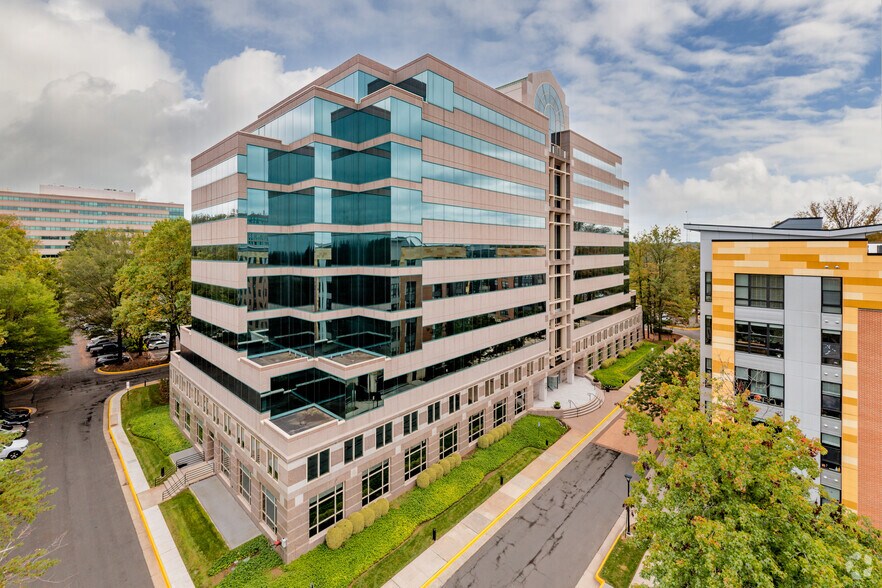 Primary Photo Of 12701 Fair Lakes Cir, Fairfax Office For Lease