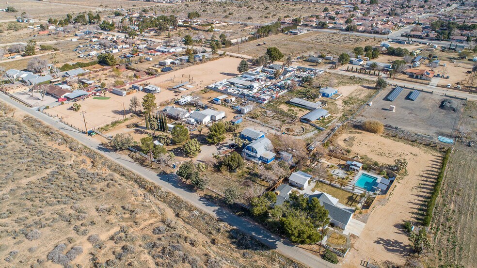 More Photos Of 43254 52nd St W, Lancaster Apartments For Sale