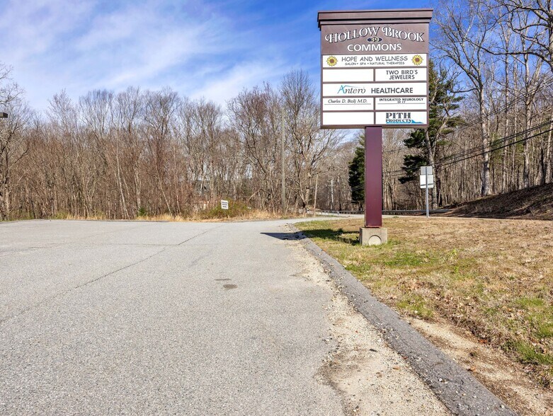 More Photos Of 39 Nott Hwy, Ashford Storefront For Sale