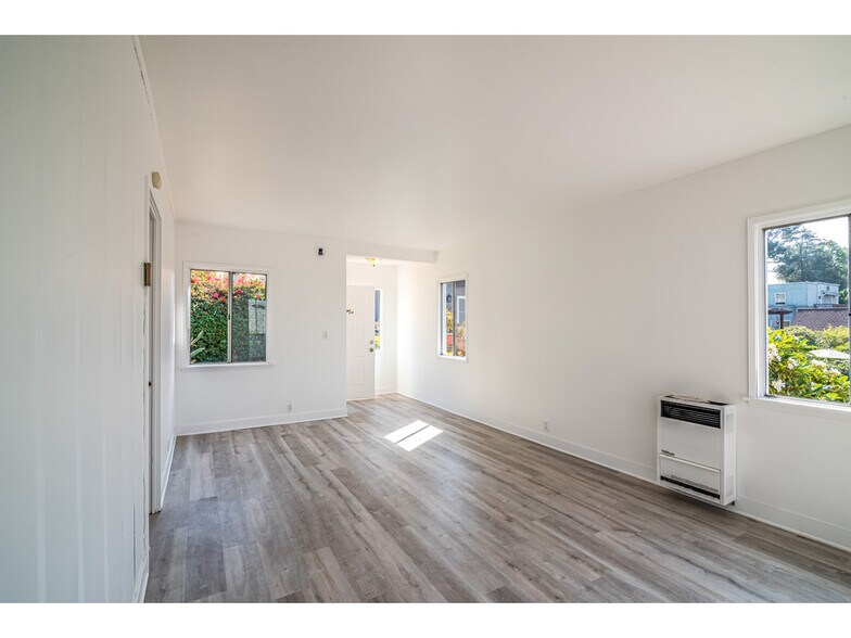 More Photos Of , Los Angeles Multifamily For Sale