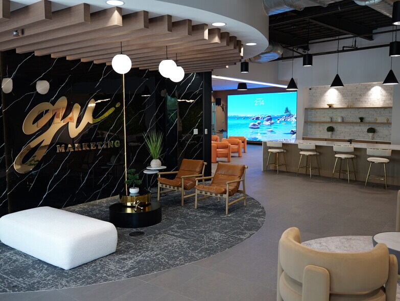 More Photos Of 429 S Keller Rd, Orlando Loft Creative Space For Lease