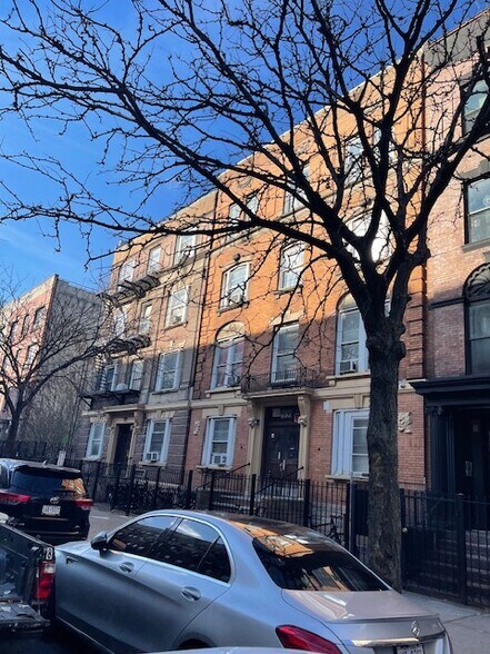 More Photos Of 689-693 Beck St, Bronx Apartments For Sale