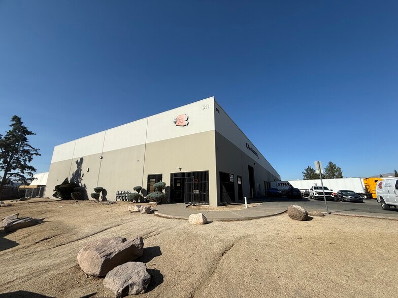 More Photos Of 911 Linda Way, Sparks Warehouse For Lease