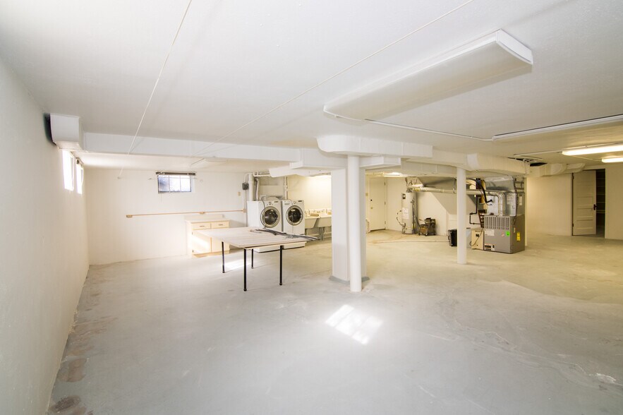 More Photos Of 109 N Main St, Springville Office For Lease