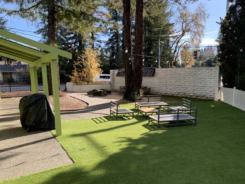 More Photos Of 101 Wikiup Dr, Santa Rosa Office For Lease