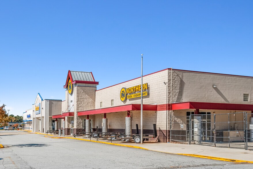 More Photos Of 3797-3879 Highway 138, Stockbridge Unknown For Lease