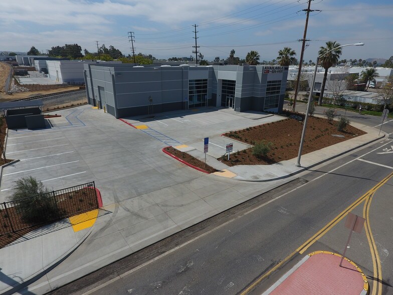 More Photos Of 1080 Marlborough Ave, Riverside Warehouse For Lease