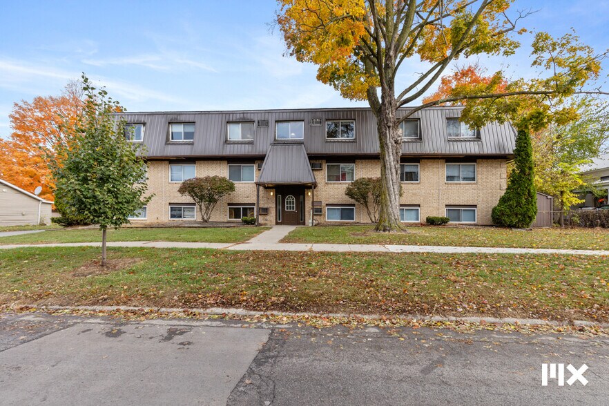 Primary Photo Of 313 W Chicago St, Coldwater Apartments For Sale