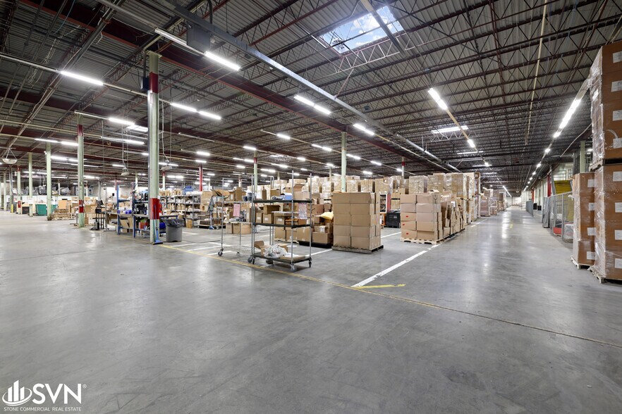 More Photos Of 302 American Greeting Card Rd, Corbin Warehouse For Lease
