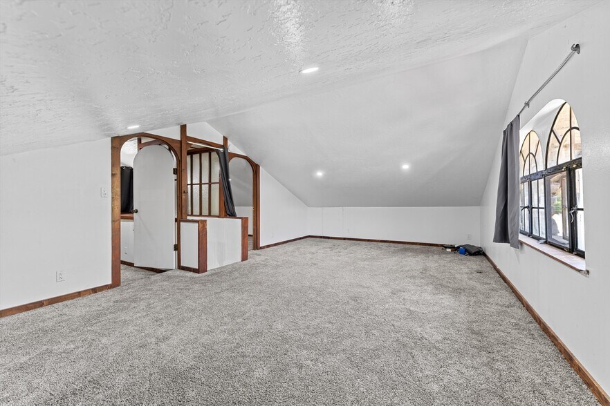 More Photos Of 17539 Elizabeth Lake Rd, Lake Hughes Land For Sale