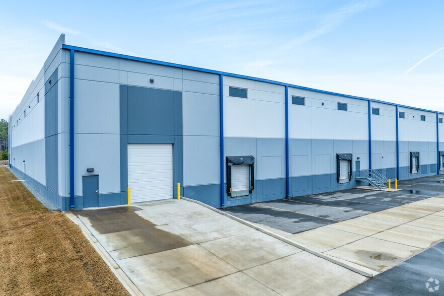 More Photos Of Access 77, Northpoint Boulevard, Blythewood Distribution For Lease