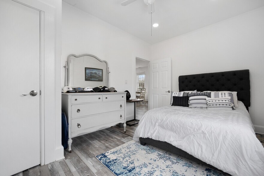 More Photos Of 969 Broad St, Bloomfield Office For Sale