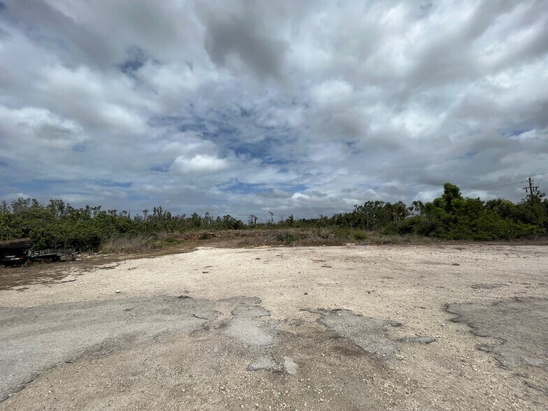 More Photos Of 16340 Old US Highway 41, Fort Myers Warehouse For Sale