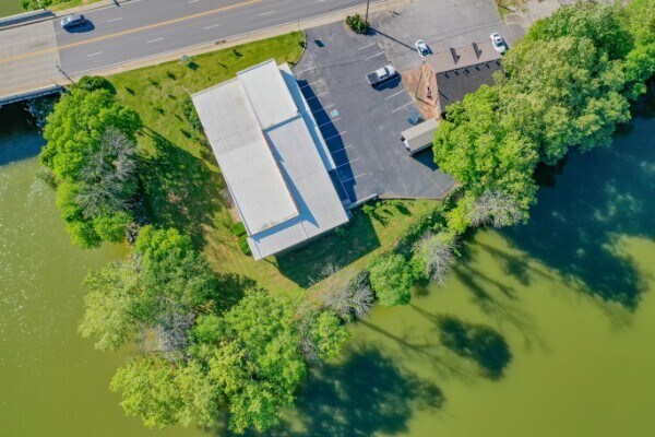 More Photos Of 410 Dinah Shore Blvd, Winchester Office Residential For Sale